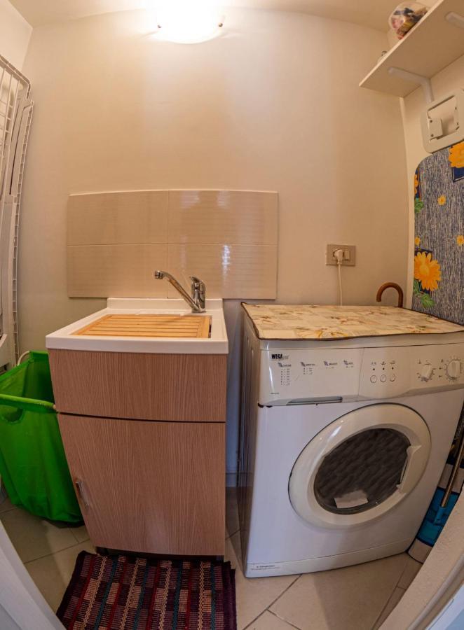 Scrusciu Ru Mari Apartment อิโซลา เดลเล เฟมมิเน ภายนอก รูปภาพ